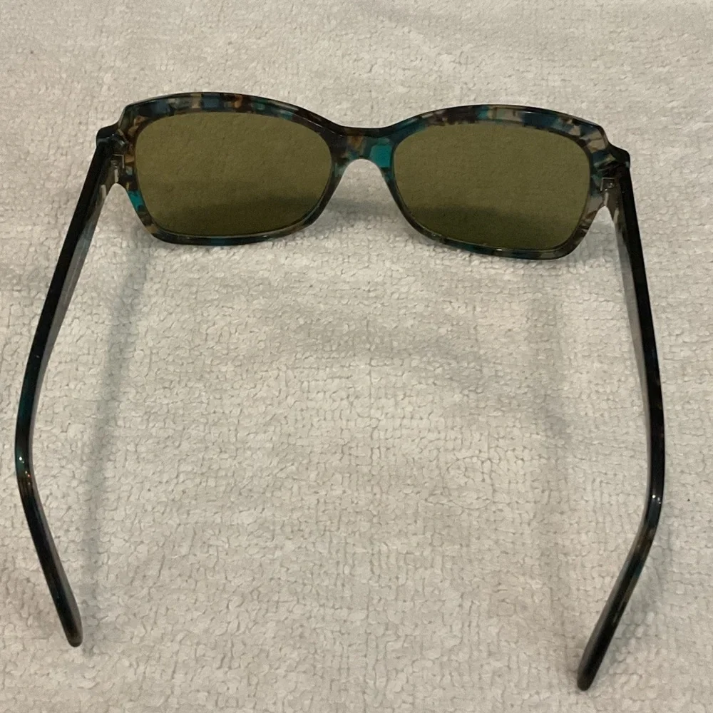 Stylish Tortoise Shell Sunglasses